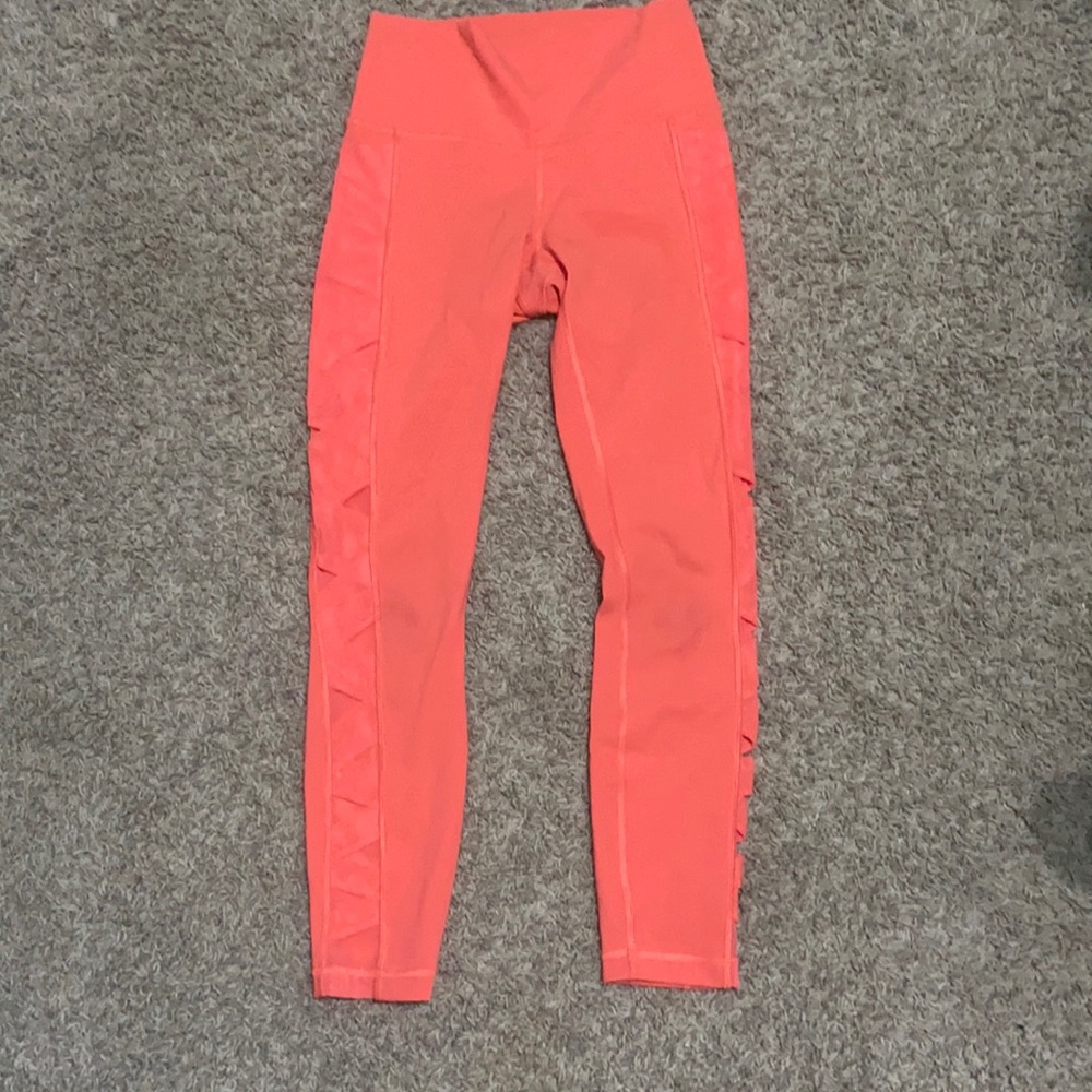 LuluLemon leggings With Mesh Sides